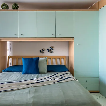 Boat/open Space Front Mare/spiaggia+ Box Apartment