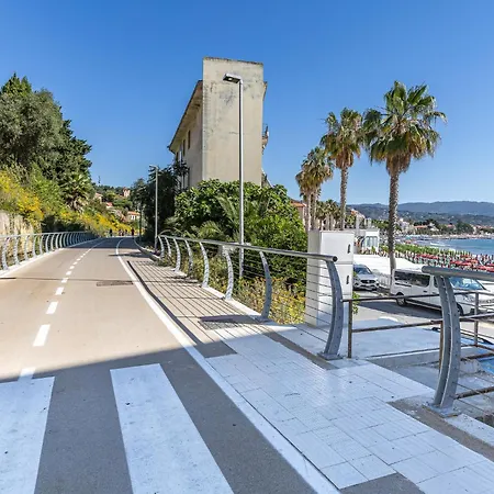 Boat/open Space Front Mare/spiaggia+ Box Apartment *